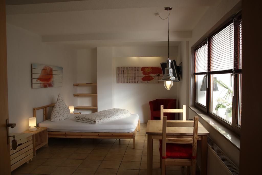 Hotel Anchovis Monchengladbach Room photo